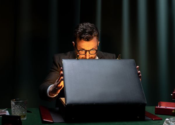 Unlocking the secrets of mystery box italy experiences